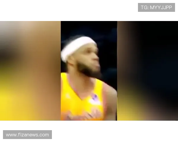 [NBA]布劳恩击地妙传 小波特献单臂暴扣.